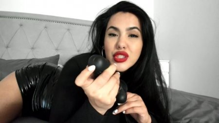 Makayla Divine :  Suck Dick for Me Faggot!