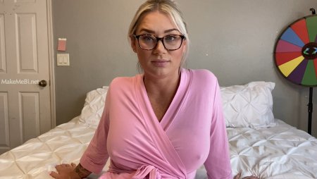 Lauran Vickers :  StepMommys Sissy Faggot